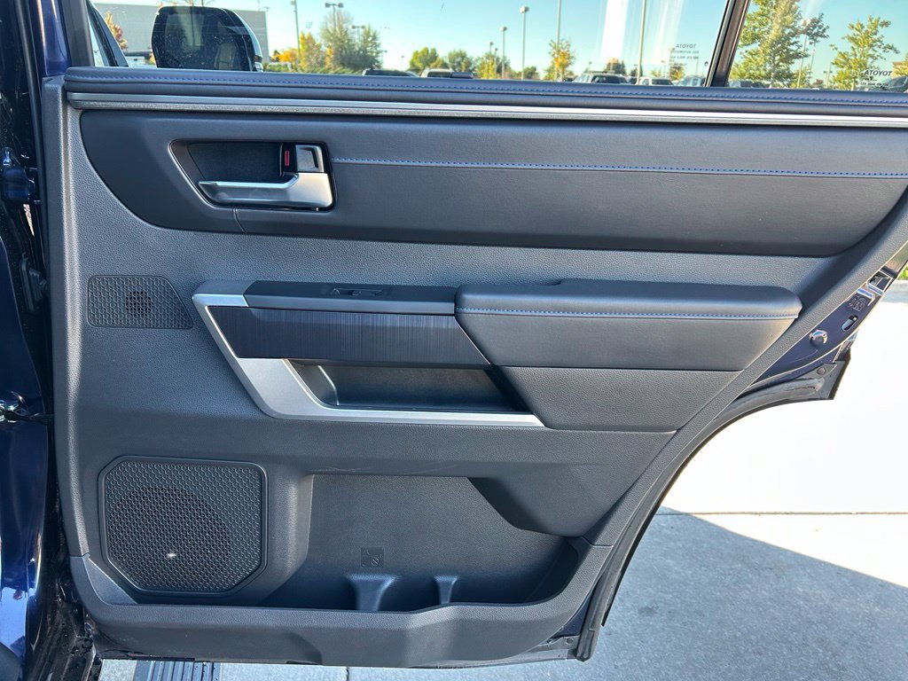 Used 2025 Toyota Sequoia Platinum AWD/4WD image 29