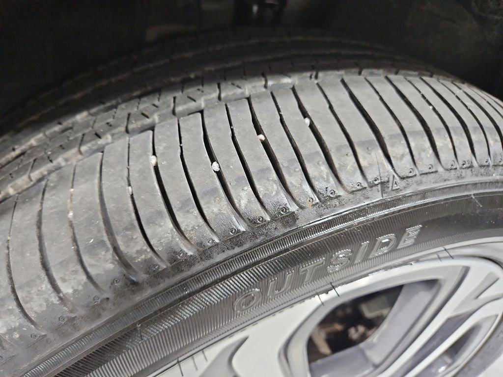 Used 2024 Subaru Ascent Touring image 29