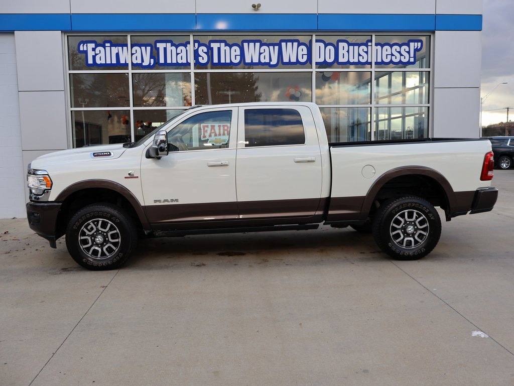 Used 2024 RAM 2500 Limited w/ Towing Technology Group image 7