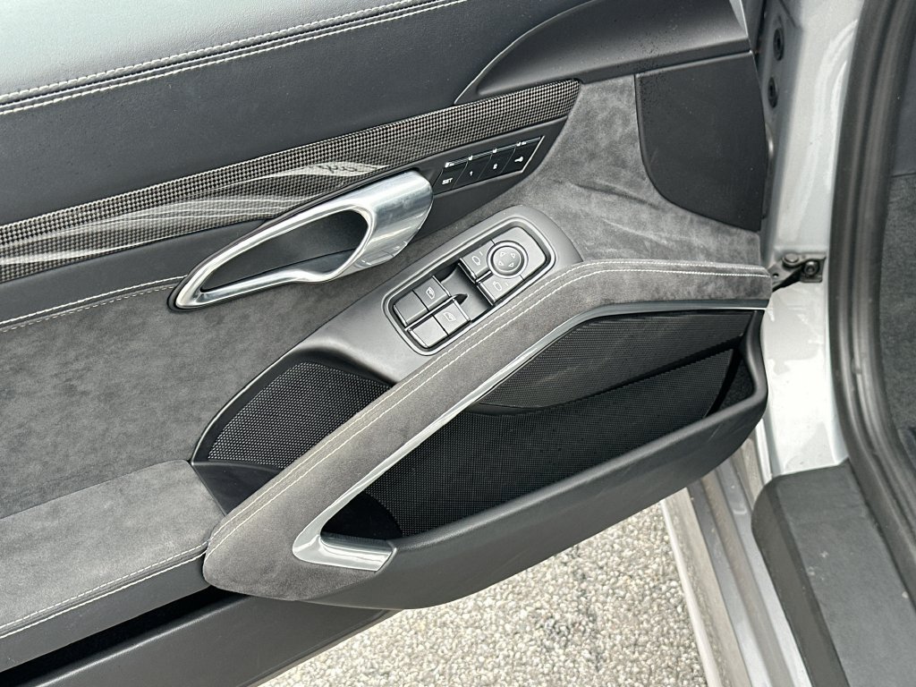 Used 2018 Porsche 718 Cayman GTS RWD image 19