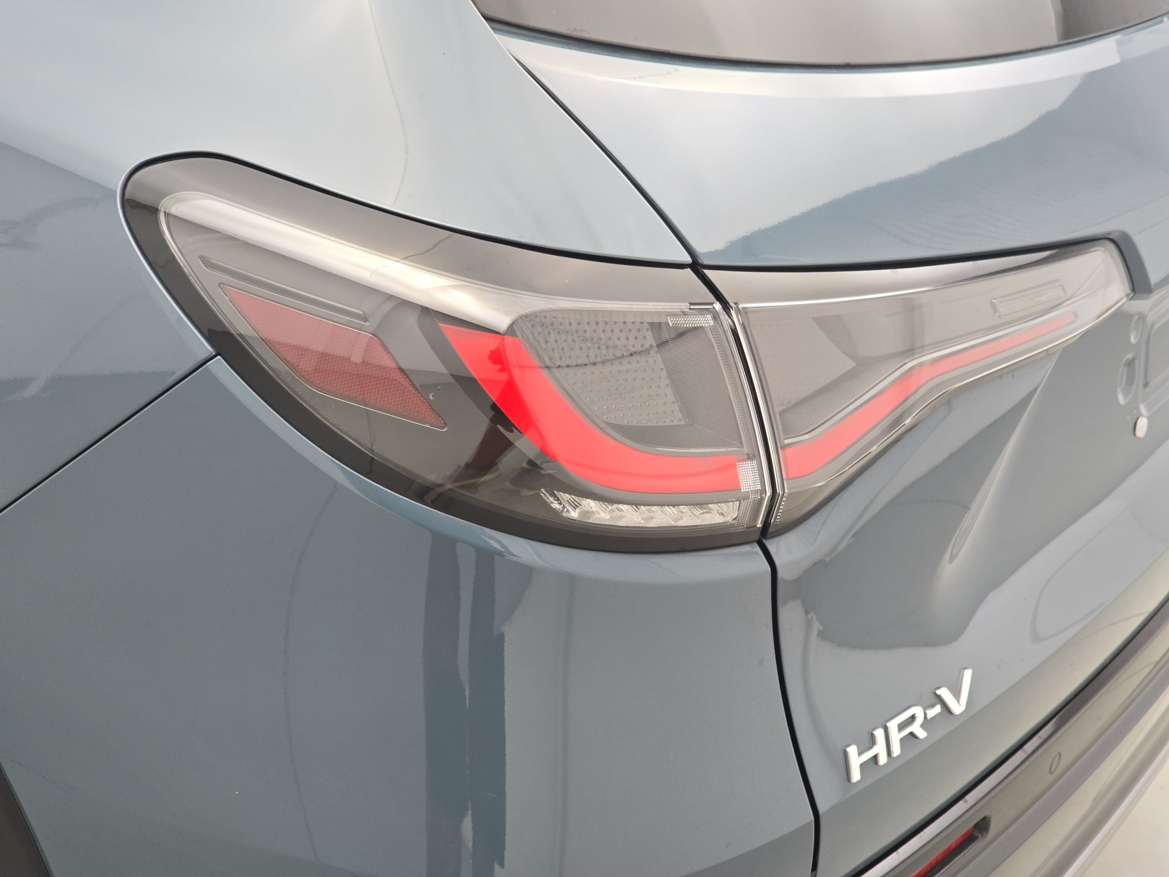 Used 2024 Honda HR-V EX-L image 33