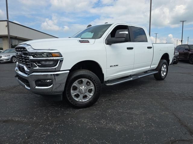 Used 2025 RAM 2500 Big Horn AWD/4WD image 2