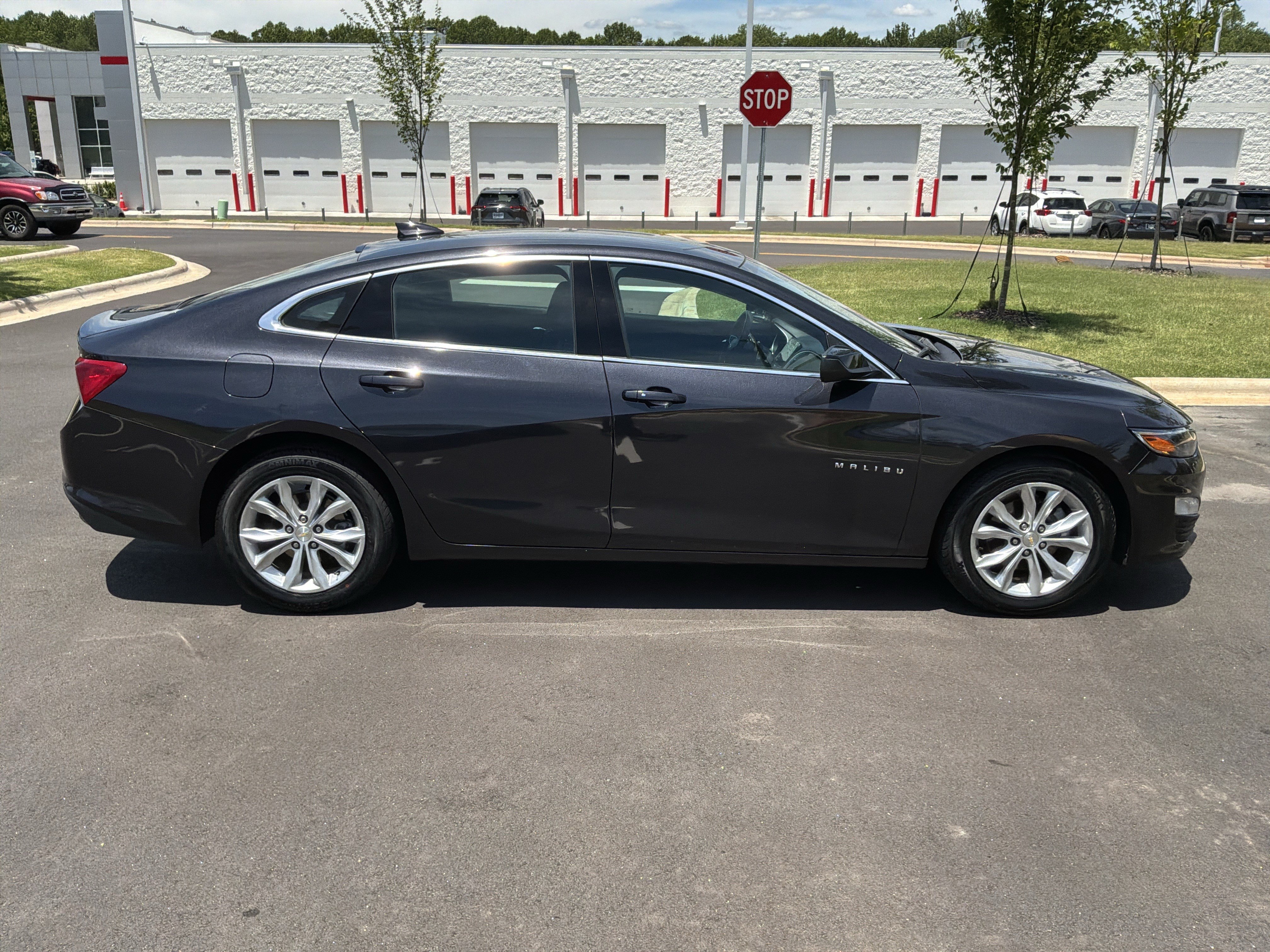 Used 2023 Chevrolet Malibu LT w/ Driver Confidence Package FWD image 11