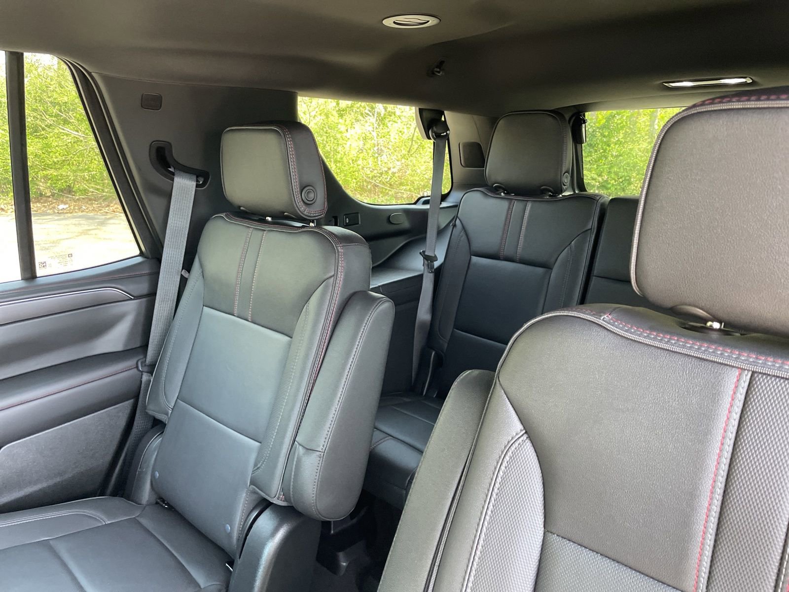 Used 2022 Chevrolet Tahoe RST w/ Sport Performance Package image 30