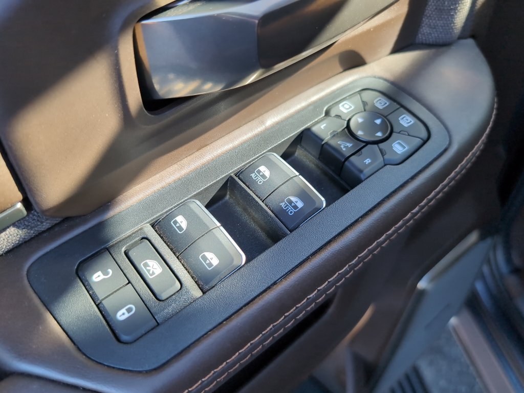 New 2025 RAM 2500 Limited image 12