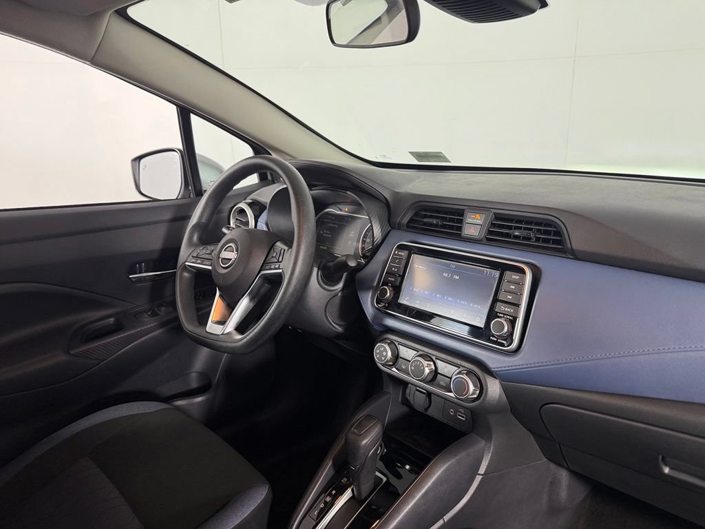 Used 2025 Nissan Versa SV FWD image 31
