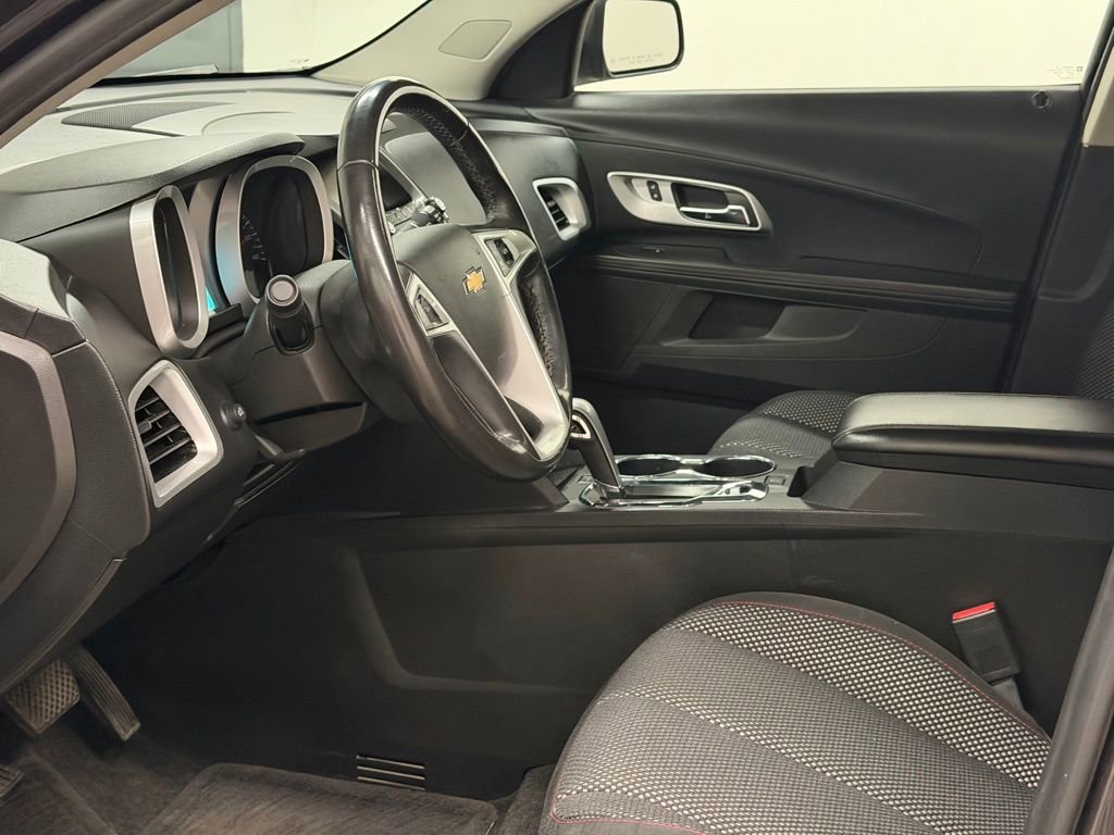 Used 2015 Chevrolet Equinox LT w/ Driver Convenience Package image 21