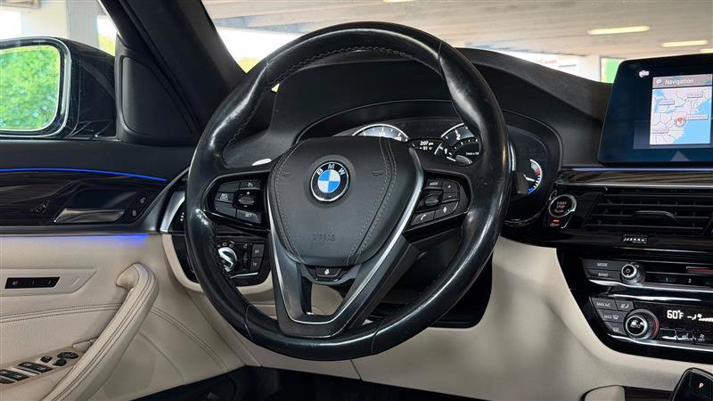 Used 2018 BMW 530i xDrive AWD/4WD image 28