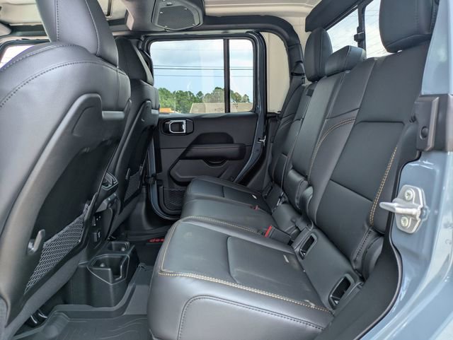 New 2025 Jeep Gladiator Sport image 29