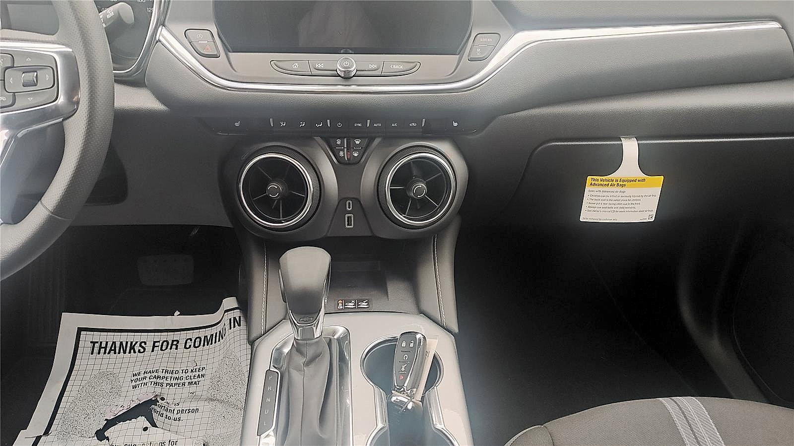 New 2025 Chevrolet Blazer LT w/ Redline Edition AWD/4WD image 17