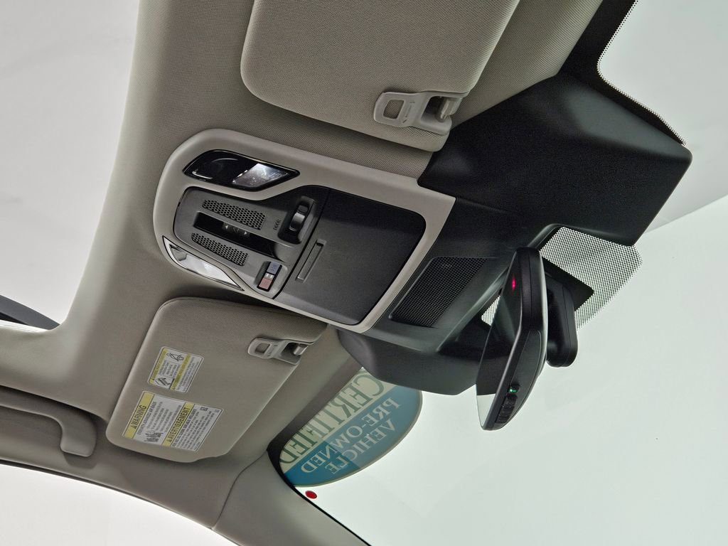 Certified 2025 Subaru Outback Premium image 17
