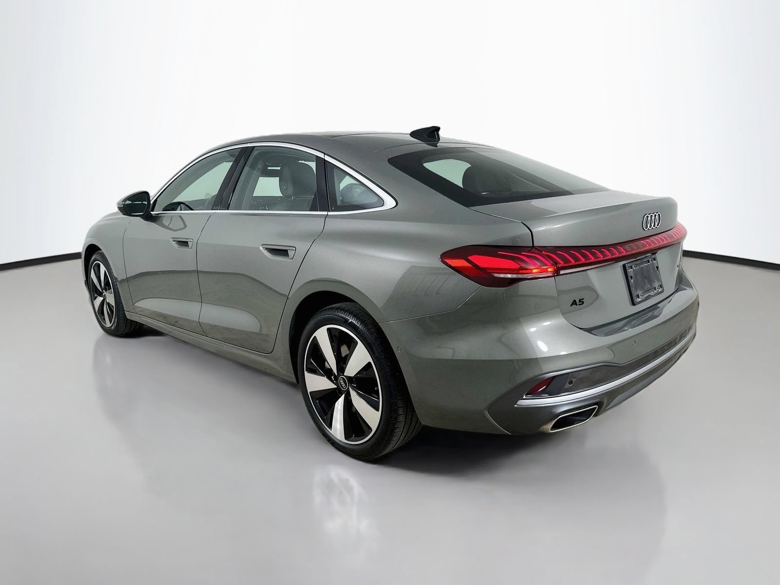 Used 2025 Audi A5 2.0T Premium w/ Convenience Package AWD/4WD image 7
