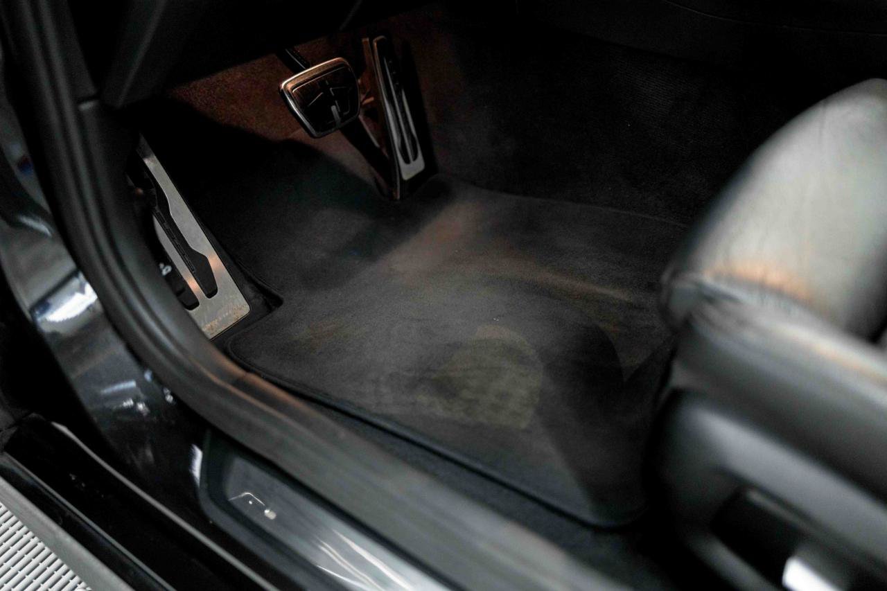 Used 2019 BMW 540i w/ M Sport Package RWD image 41