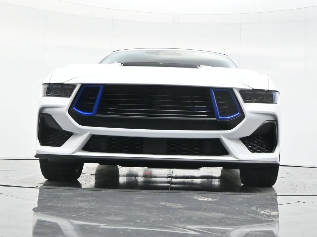 Used 2025 Ford Mustang GT Premium RWD image 38