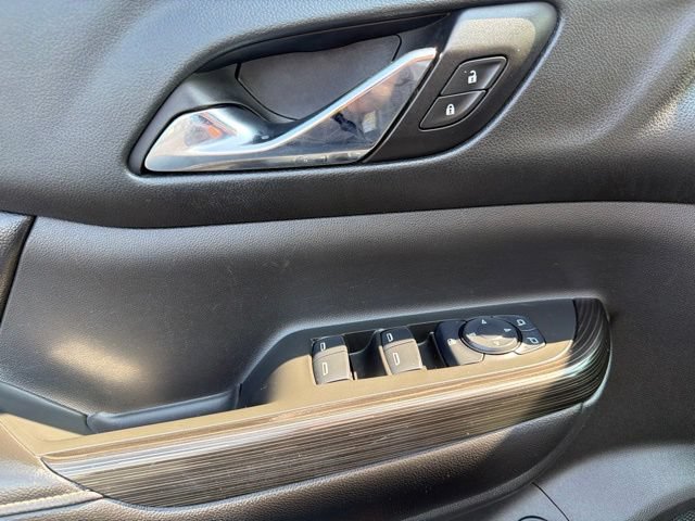 Used 2017 GMC Acadia SLT FWD image 30