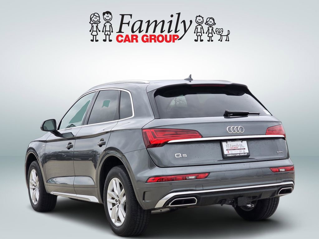 Used 2023 Audi Q5 2.0T Premium w/ Convenience Package AWD/4WD image 3