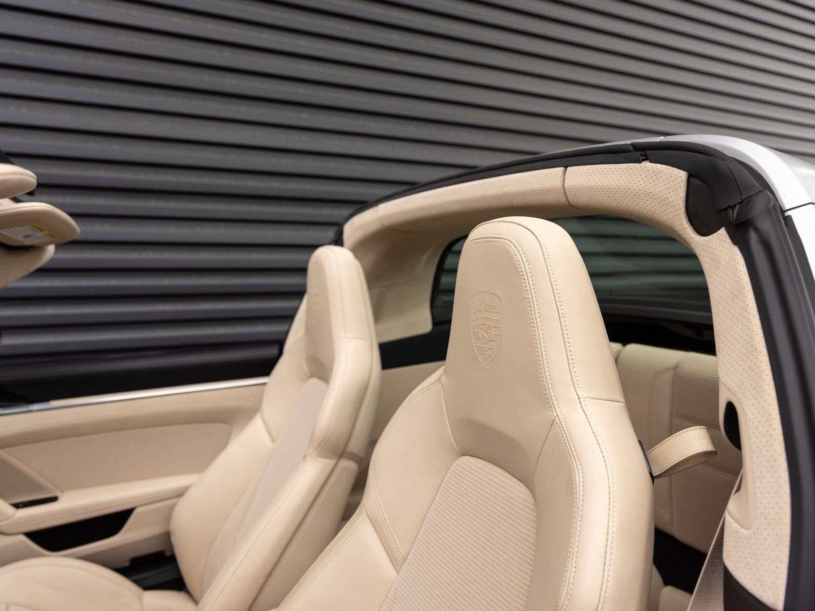 Certified 2021 Porsche 911 Targa 4S Heritage Design image 25