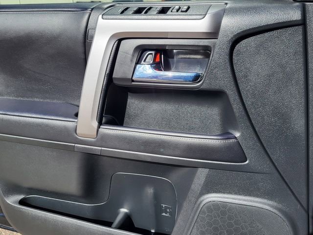 Used 2023 Toyota 4Runner TRD Sport w/ Technology Package image 18