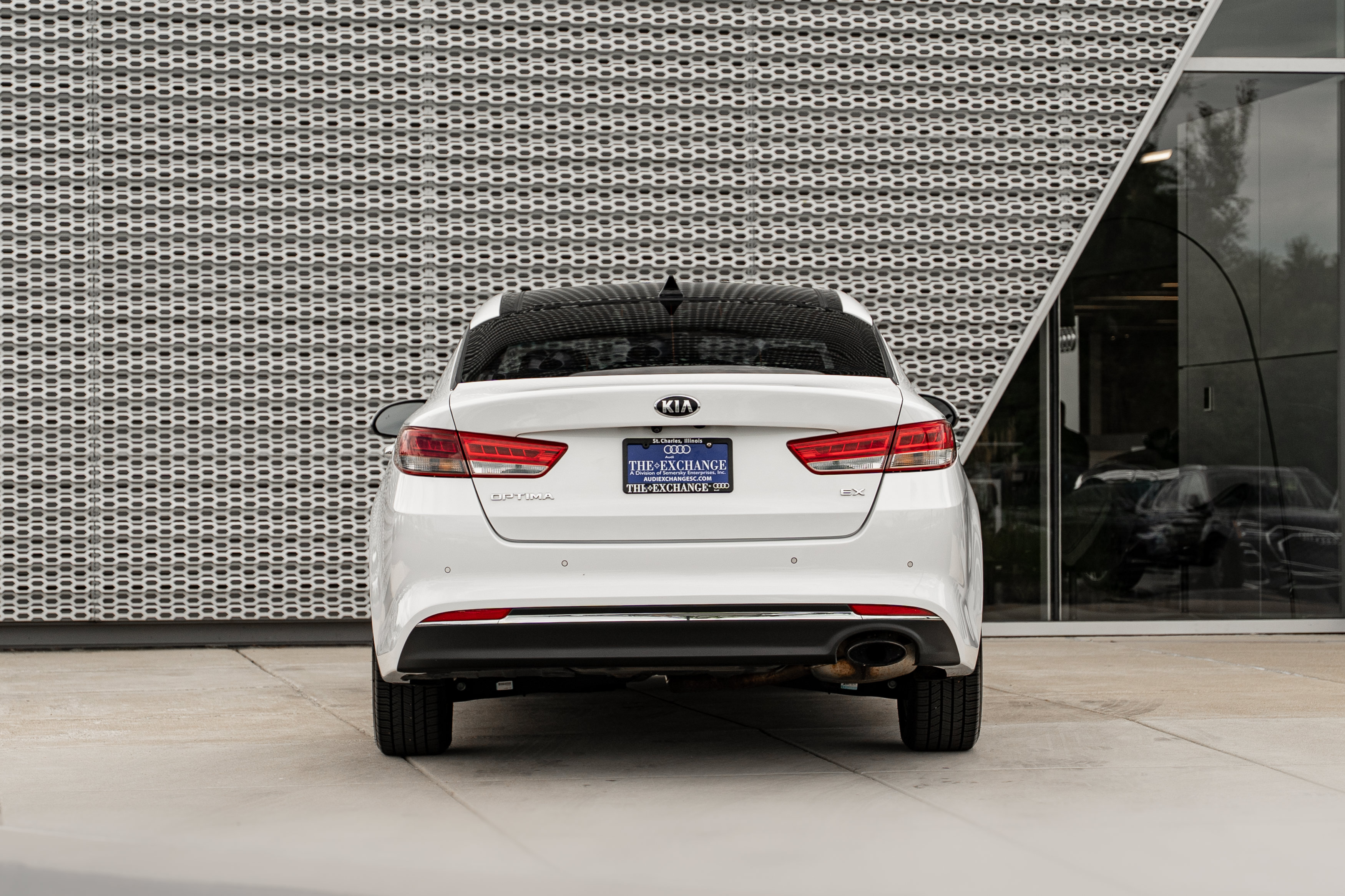 Used 2017 Kia Optima EX w/ Premium Package FWD image 25