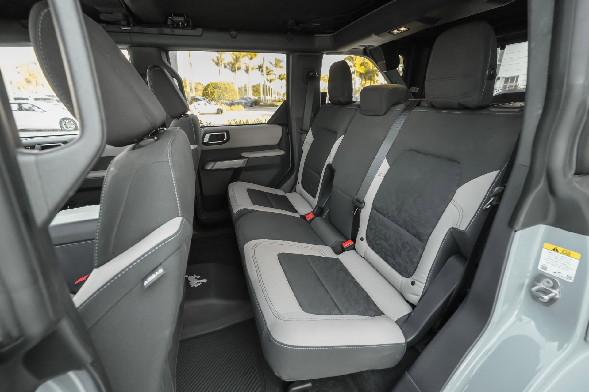 Used 2023 Ford Bronco Wildtrak image 34