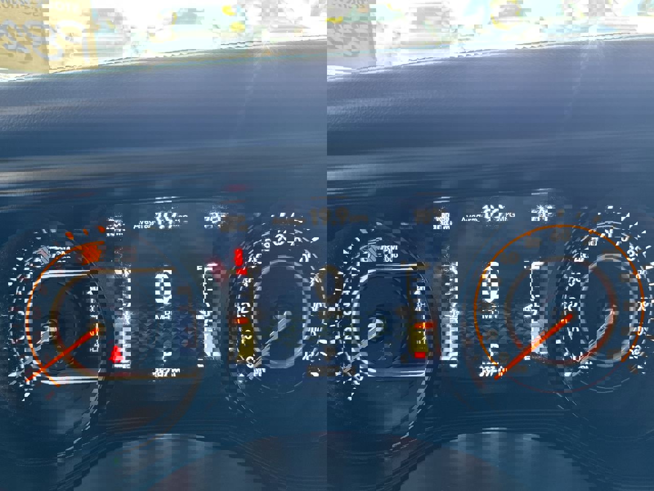 Used 2024 Jeep Wrangler Unlimited Sahara image 10