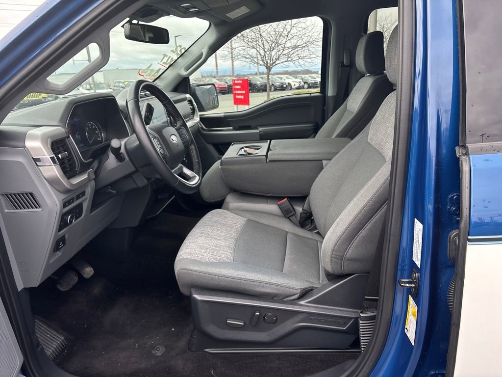 Used 2022 Ford F150 XLT w/ Equipment Group 302A High AWD/4WD image 9