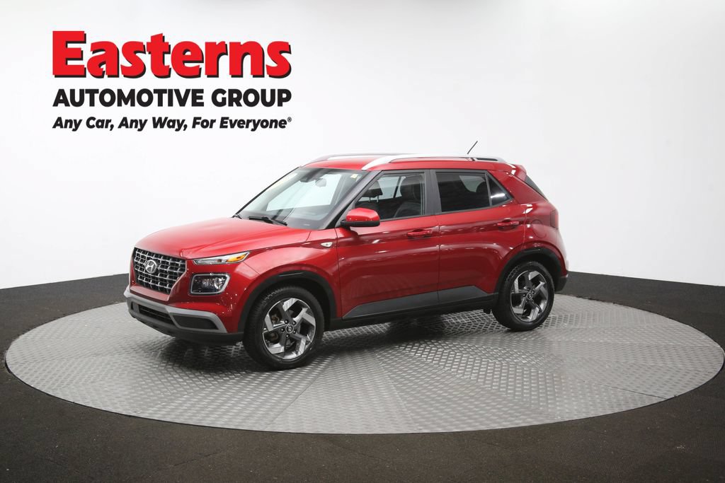 Used 2023 Hyundai Venue Limited FWD image 57