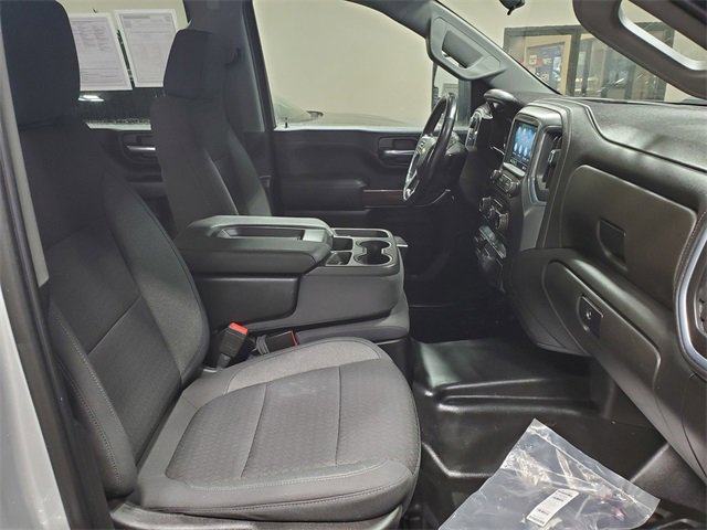 Used 2022 Chevrolet Silverado 2500 LT w/ Convenience Package image 13