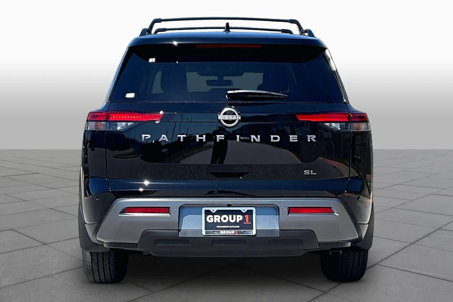 New 2026 Nissan Pathfinder SL FWD image 4