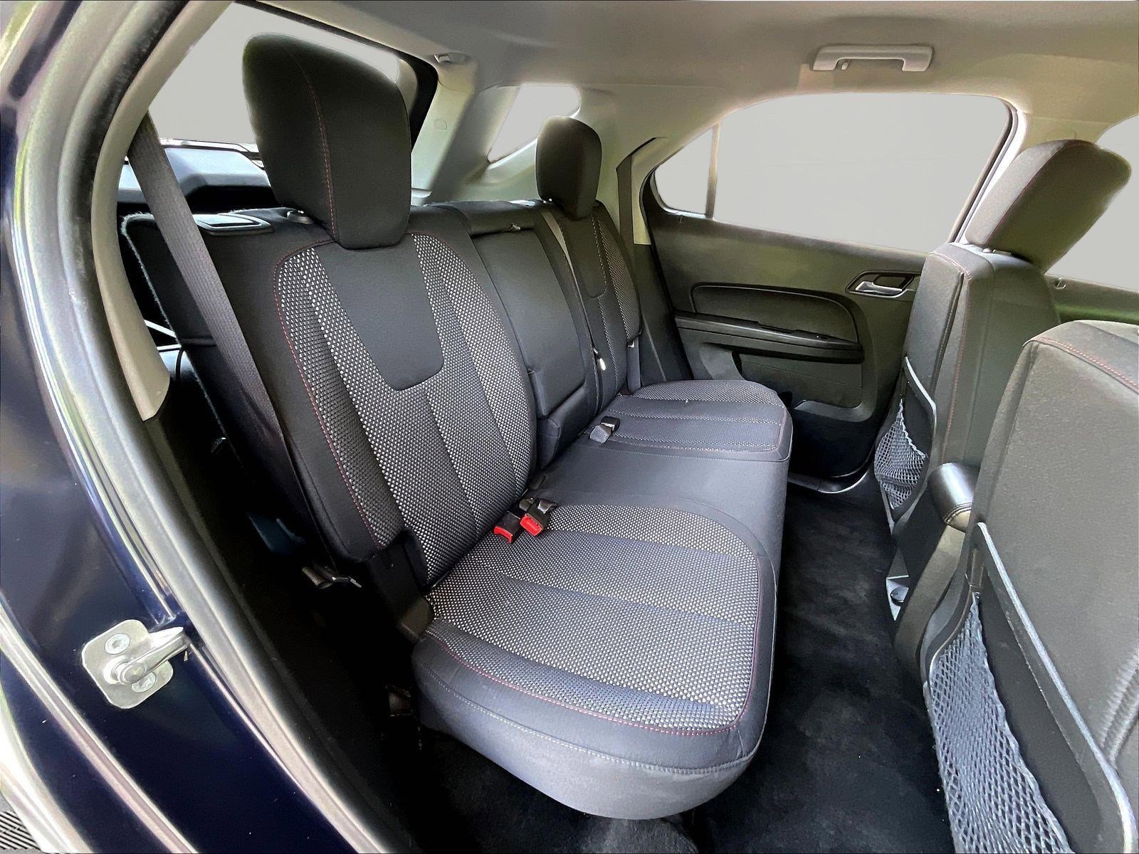 Used 2017 Chevrolet Equinox LT FWD image 25