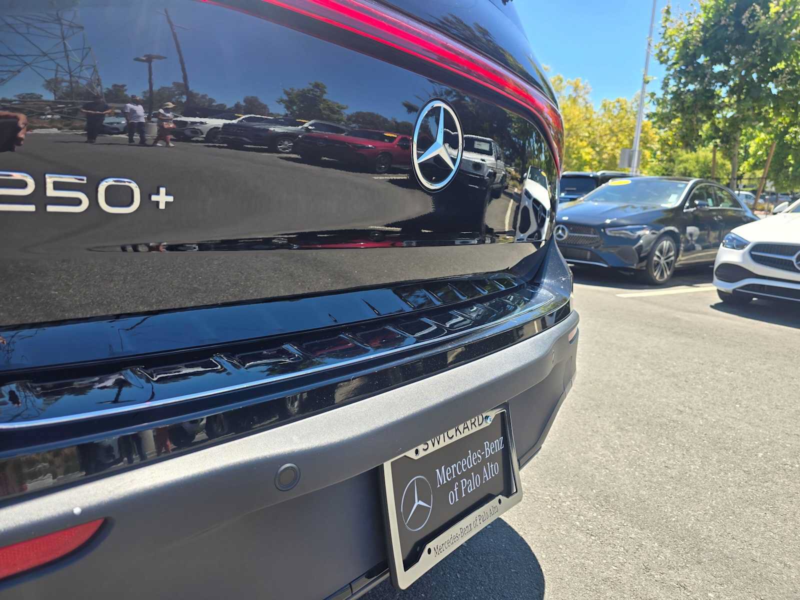 Certified 2024 Mercedes-Benz EQB 250+ image 15