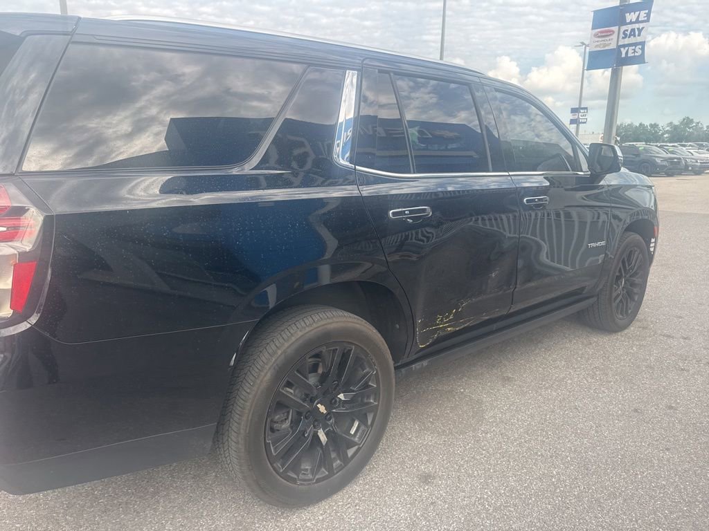 Used 2023 Chevrolet Tahoe Premier AWD/4WD image 7