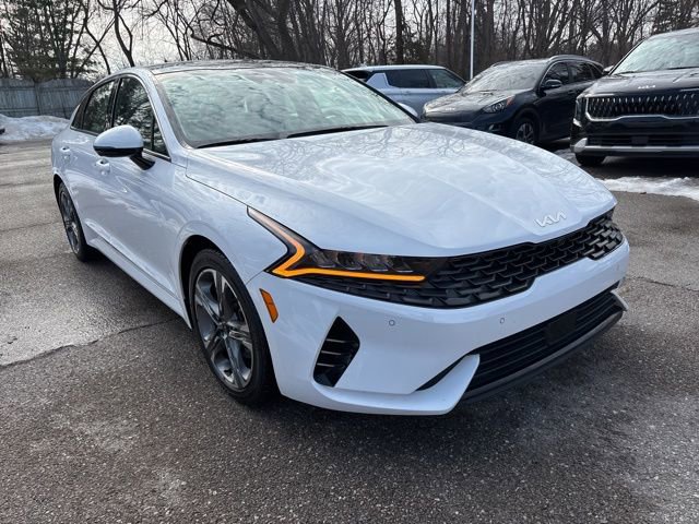 Certified 2024 Kia K5 EX w/ EX Premium Package image 3