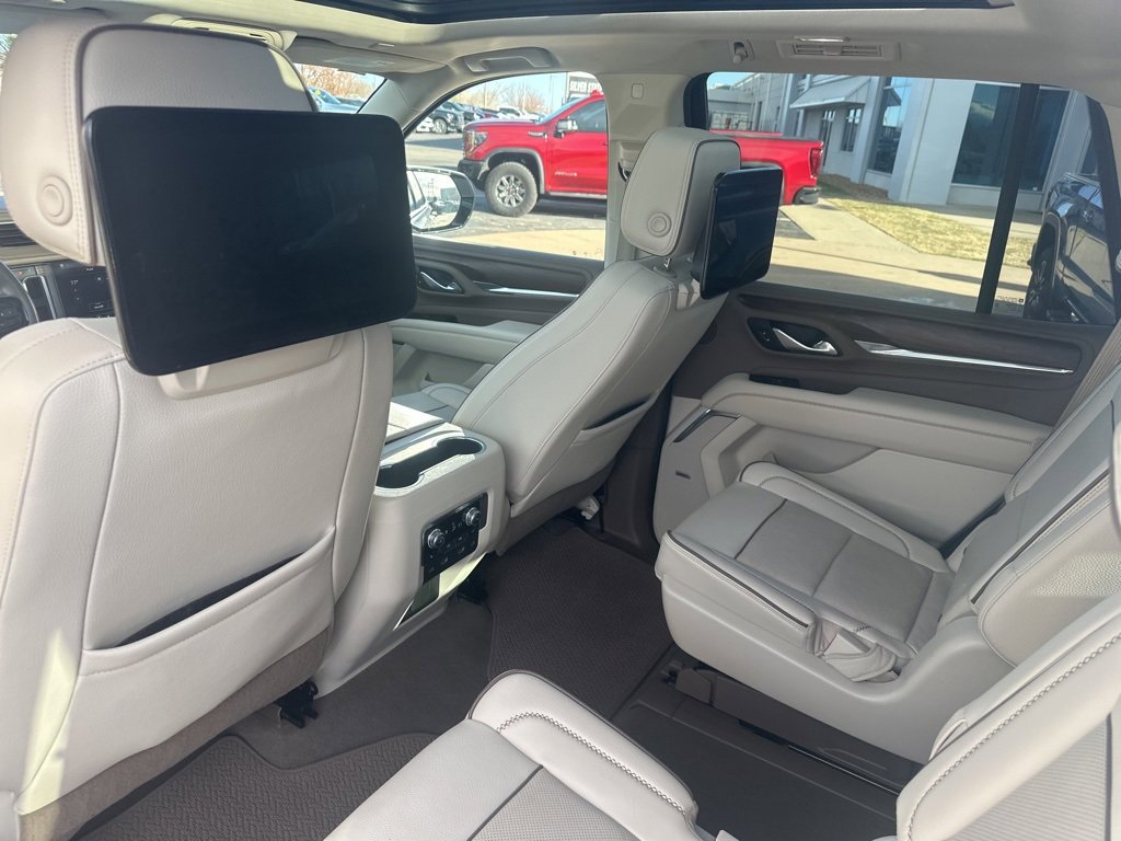Certified 2021 GMC Yukon Denali w/ Denali Premium Package image 18