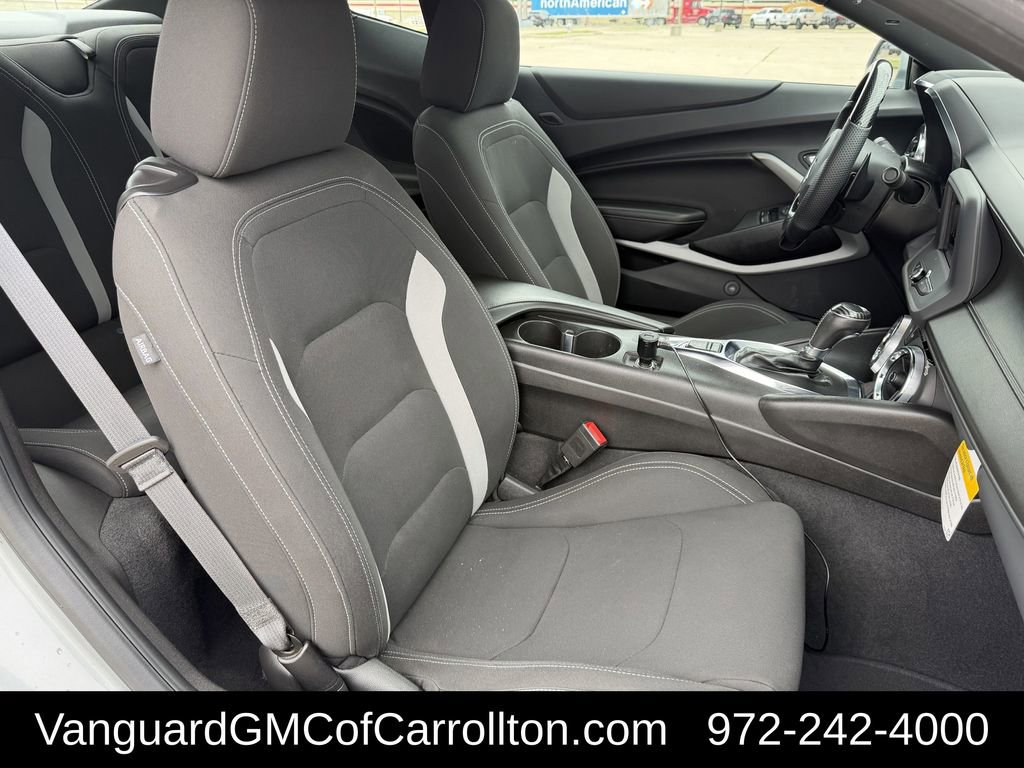 Used 2023 Chevrolet Camaro LT RWD image 27
