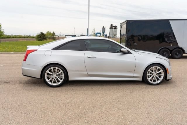 Used 2017 Cadillac ATS V w/ Luxury Package RWD image 8