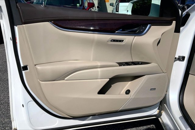 Used 2016 Cadillac XTS Luxury w/ Driver Awareness Package FWD image 21