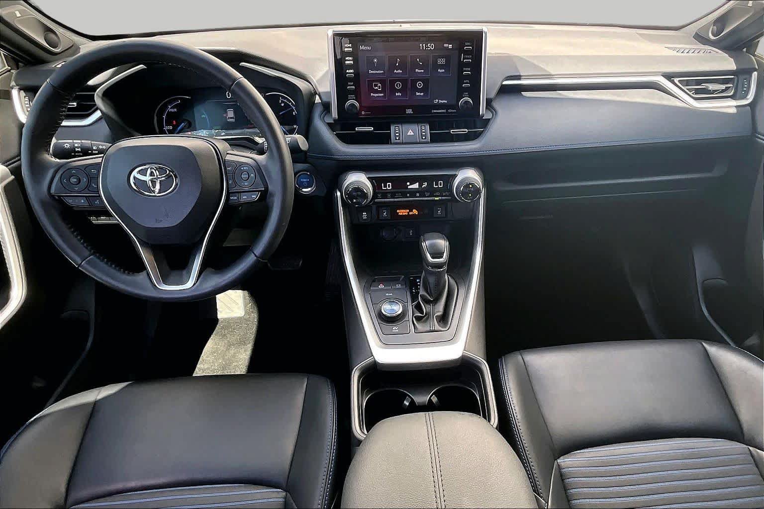 Used 2020 Toyota RAV4 XSE AWD/4WD image 16