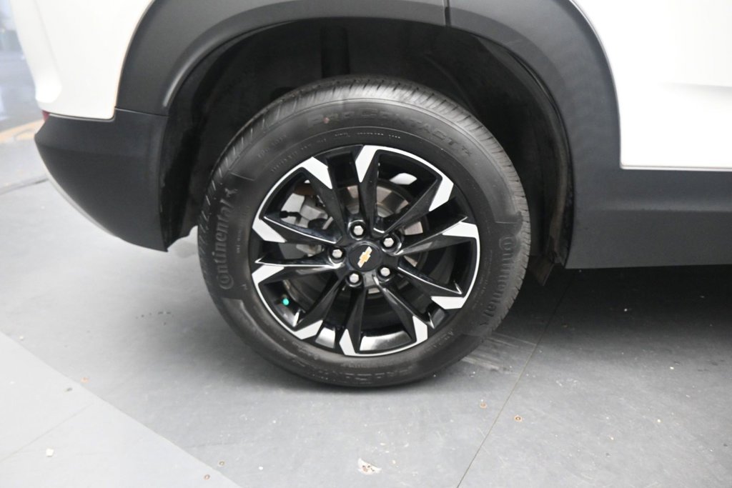 Used 2023 Chevrolet TrailBlazer LT w/ Convenience Package FWD image 22