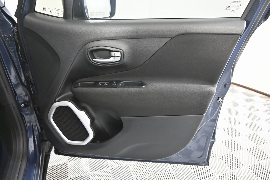 Used 2020 Jeep Renegade Sport image 12