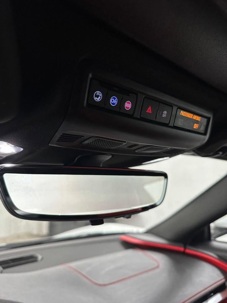 Used 2022 Chevrolet Corvette Stingray Preferred Cpe w/ Z51 Performance Package image 27