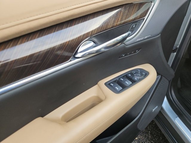 Certified 2024 Cadillac XT6 Premium Luxury w/ Platinum Package image 22