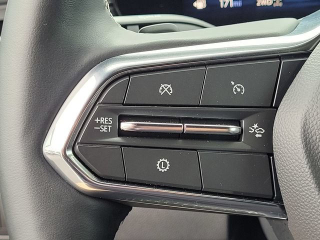Used 2025 Chevrolet Traverse LT AWD/4WD image 24