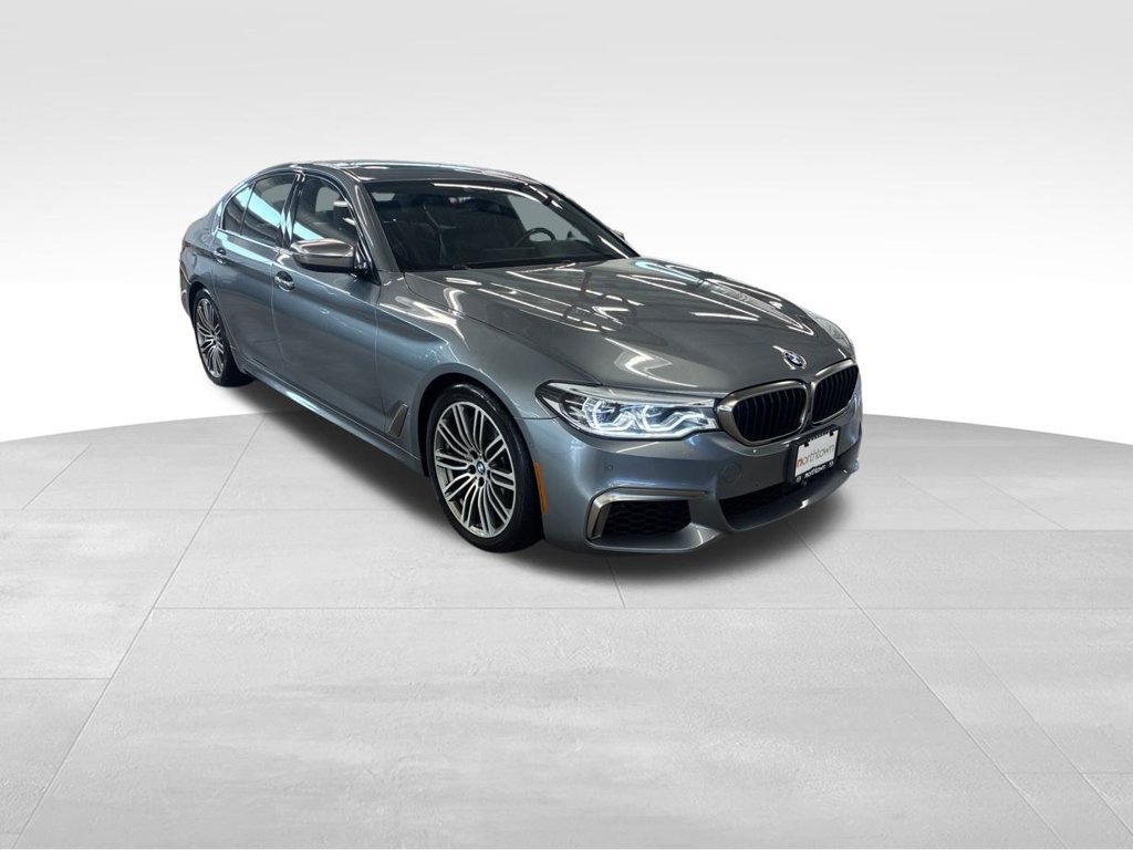 Used 2018 BMW M550i xDrive AWD/4WD image 30