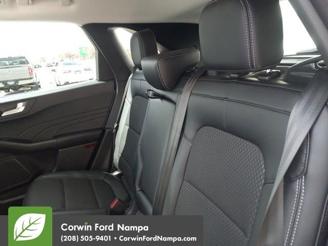New 2025 Ford Escape SE image 26