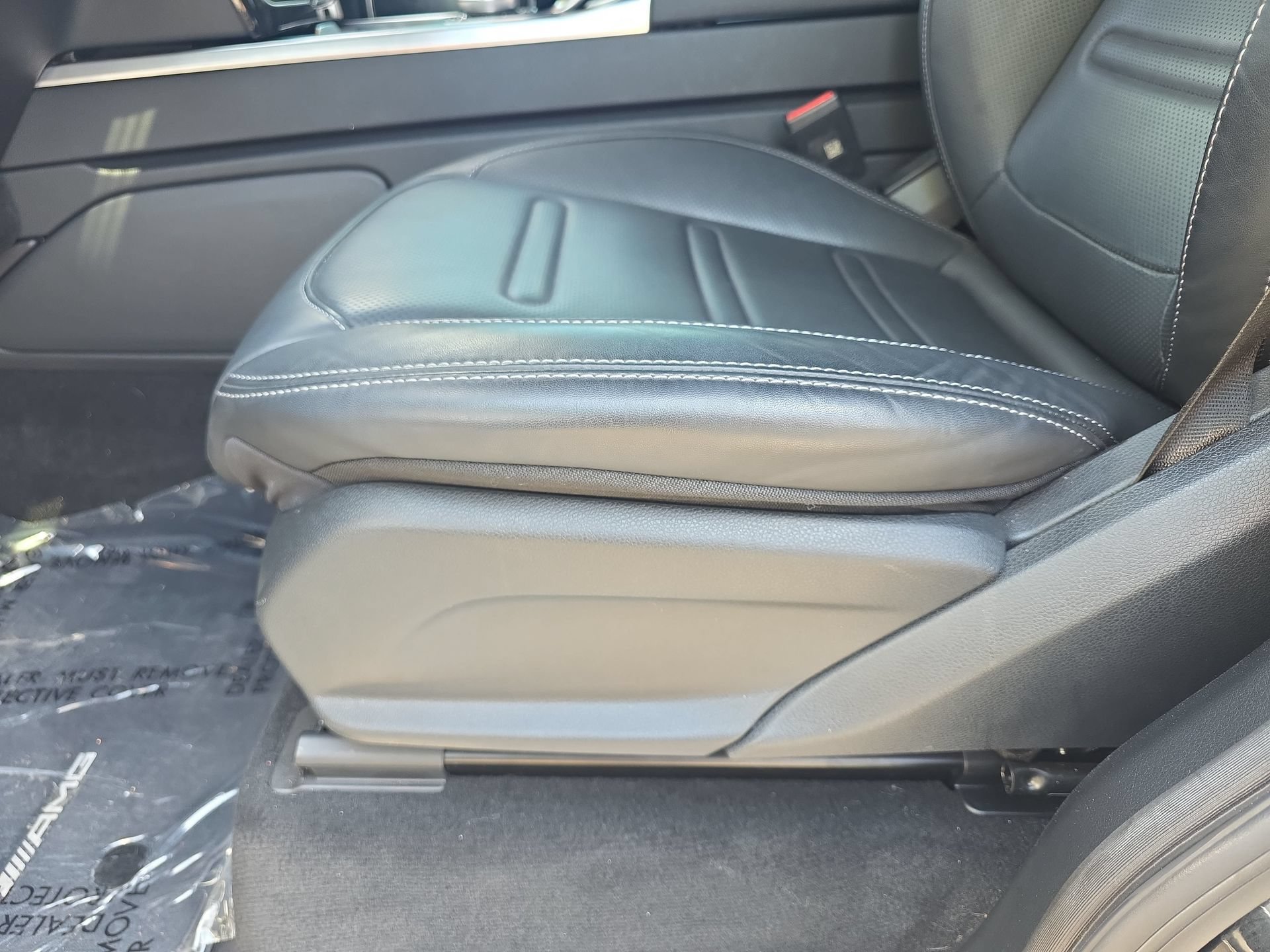 Used 2024 Mercedes-Benz G 550 image 27