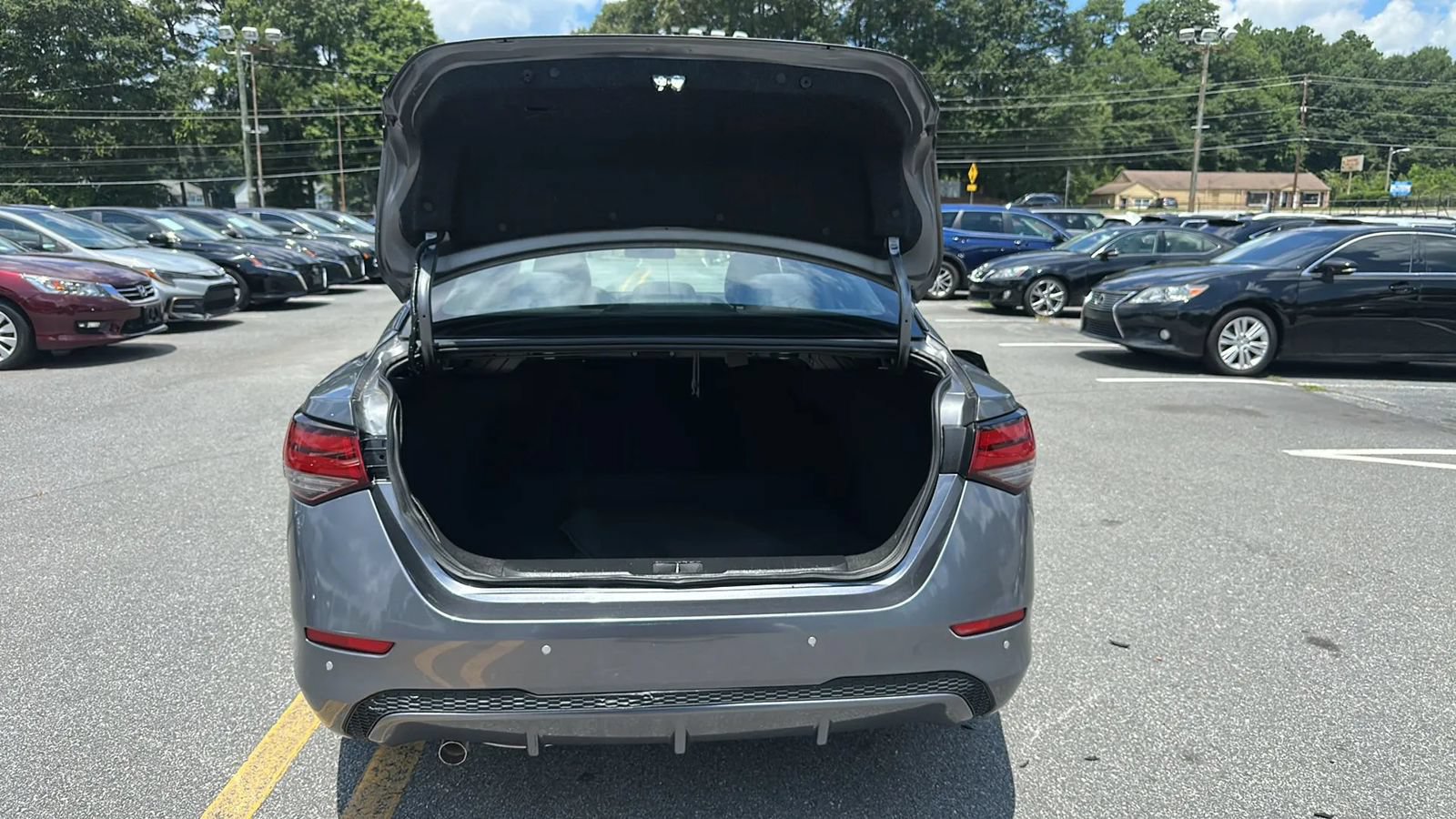 Used 2023 Nissan Sentra S FWD image 15