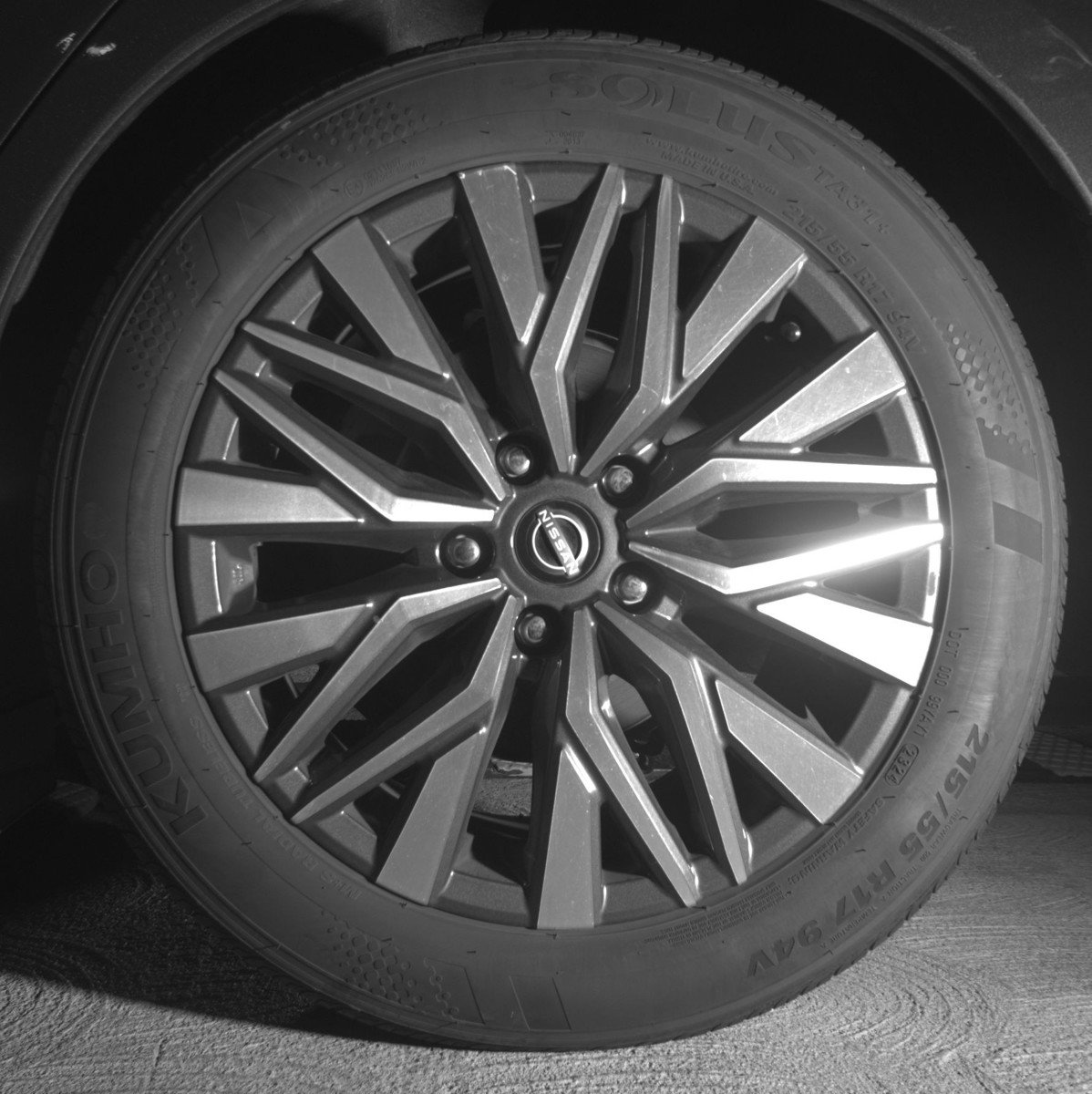 Used 2025 Nissan Altima 2.5 SV image 14