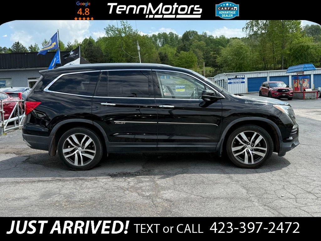 Used 2017 Honda Pilot Touring image 4