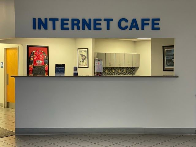 Used 2020 GMC Sierra 1500 SLT w/ SLT Premium Plus Package image 8